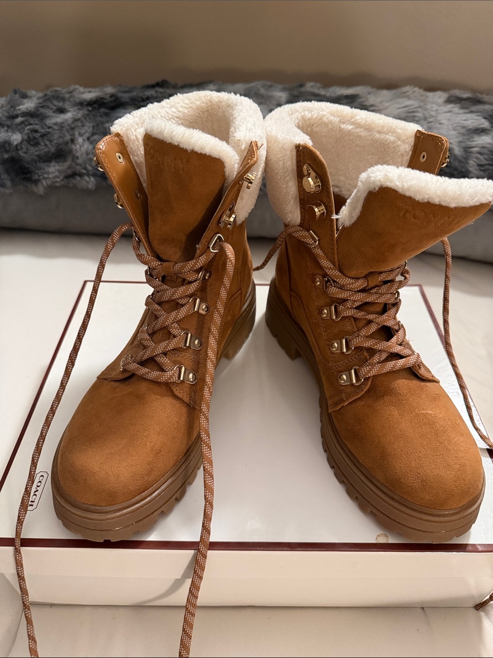 Tommy Hilfiger Tan Suede Lace-Up Shearling Ankle Boots